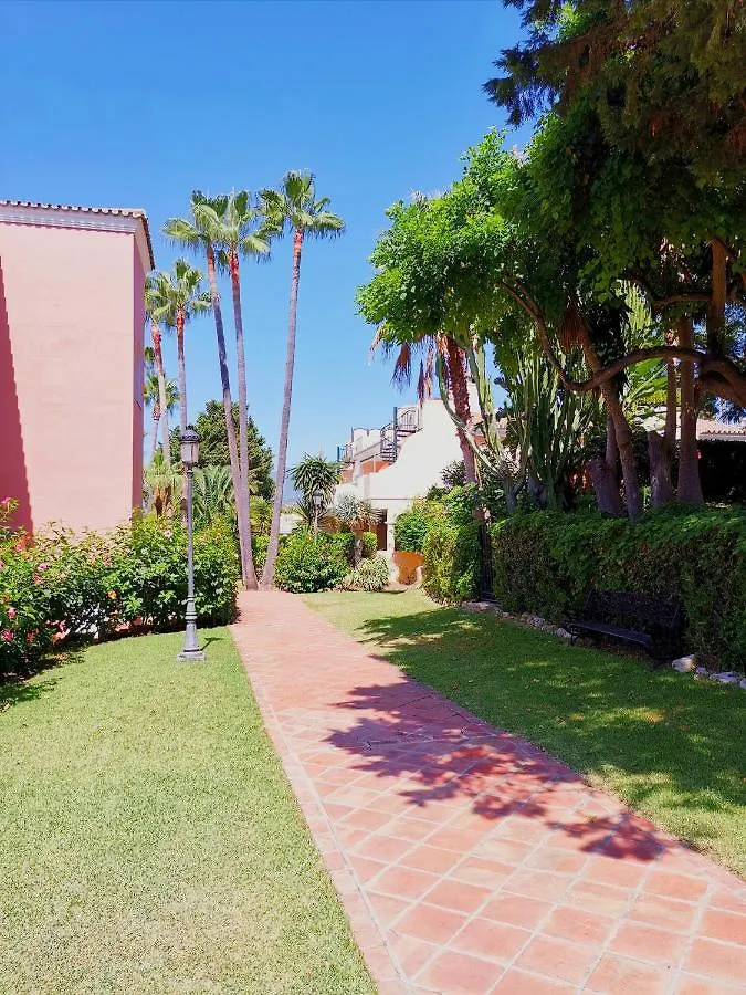 Apartamento Entre Marbella Y Estepona 0*,